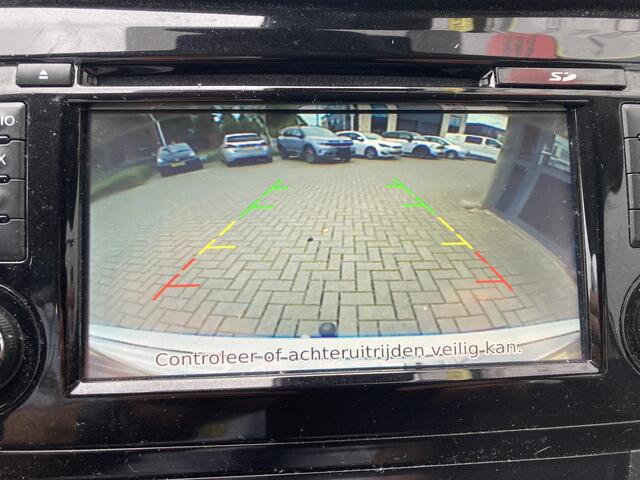 Nissan QASHQAI 1.2 N-Connecta Automaat | Trekhaak | Stoelverwarming | Navigatie