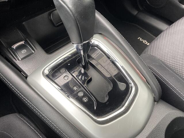 Nissan QASHQAI 1.2 N-Connecta Automaat | Trekhaak | Stoelverwarming | Navigatie