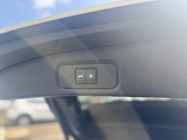 Nissan QASHQAI 1.3 MHEV Tekna Plus 158 pk aanhanggew 1.650 kg