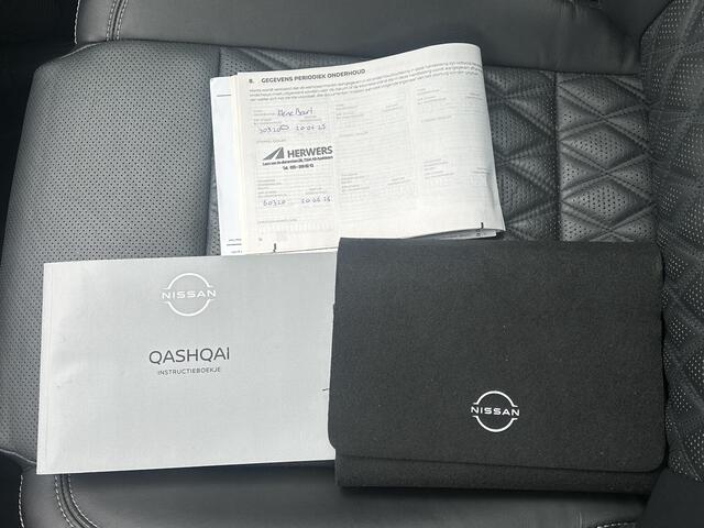 Nissan QASHQAI 1.3 MHEV Xtronic Tekna Plus / Trekhaak ( 1.800 kg ) / All season banden / Apple carplay / Android auto / Panoramadak / Bose geluidsinstallatie / Massage stoelen /