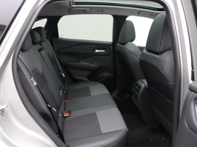 Nissan QASHQAI N-Connecta + Panoramisch glazen dak + Cold Pack e-Power | 12.3" TFT digitale cockpit | Audiosysteem met DAB, Apple Carplay & Android Auto, USB-aansluiting, stuurwielbediening en 6 luidsprekers | Blind Spot Warning & Intervention (BSW + BSI)