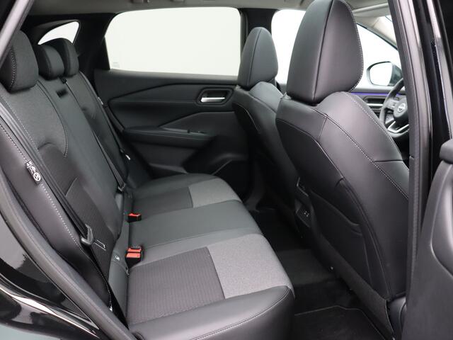 Nissan QASHQAI N-Connecta + Panoramisch glazen dak + Cold Pack e-Power | 12.3" TFT digitale cockpit | Audiosysteem met DAB, Apple Carplay & Android Auto, USB-aansluiting, stuurwielbediening en 6 luidsprekers | Blind Spot Warning & Intervention (BSW + BSI)