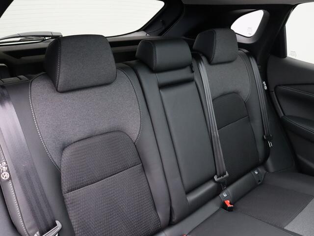 Nissan QASHQAI N-Connecta + Panoramisch glazen dak + Cold Pack e-Power | 12.3" TFT digitale cockpit | Audiosysteem met DAB, Apple Carplay & Android Auto, USB-aansluiting, stuurwielbediening en 6 luidsprekers | Blind Spot Warning & Intervention (BSW + BSI)