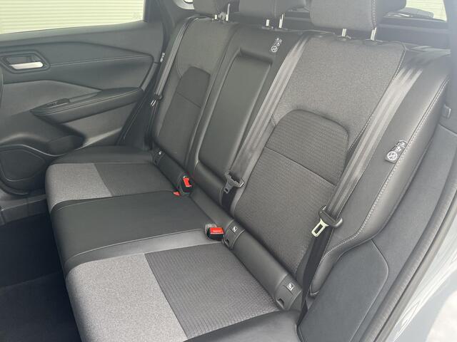 Nissan QASHQAI 1.3 MHEV Xtronic N-Connecta 158 pk / Nieuw Model / Facelift / Cold Pack / Trekgewicht 1800 Kg / Apple Carplay Android Auto / Lichtmetalen wielen 18" / Draadloze telefoon lader / Adaptief cruise control / Rondomzicht camera /