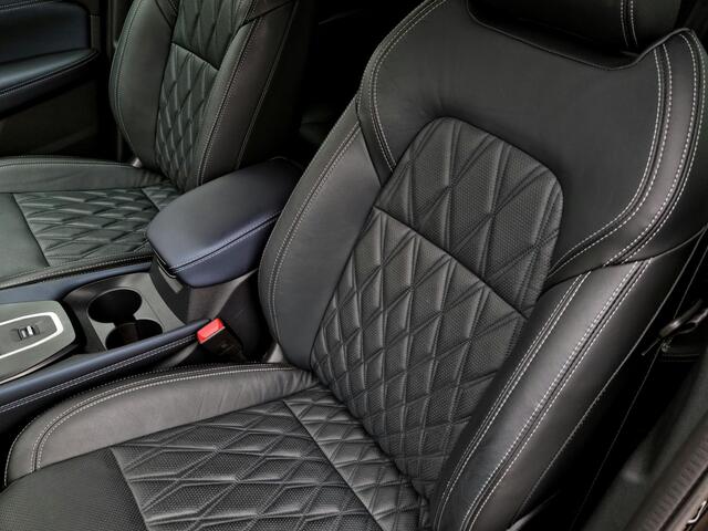 Nissan QASHQAI 1.3 MHEV Xtronic Tekna Plus / Trekhaak ( 1.800 kg ) / All season banden / Apple carplay / Android auto / Lederen bekleding / Bose geluidsinstallatie / Head-up Display