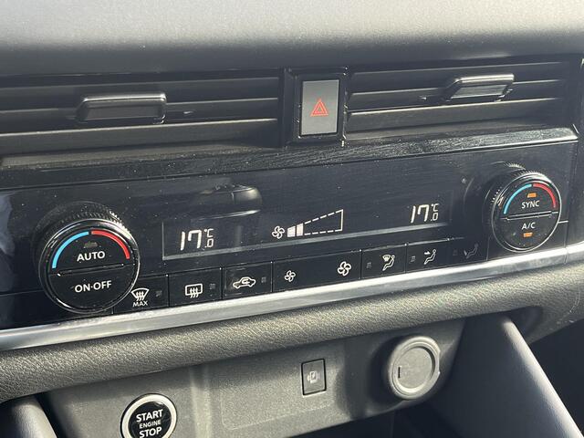 Nissan QASHQAI 1.3 MHEV N-Connecta / Trekhaak ( 1.400 kg ) / All season banden / Apple carplay / Android auto / Panoramadak / Adaptieve cruise control