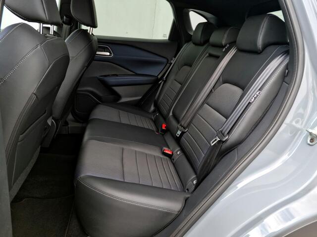 Nissan QASHQAI 1.3 MHEV Tekna / Trekhaak ( 1.400 kg ) / All season banden / Apple carplay / Android auto / Head-up Display / Elektrische kofferbak