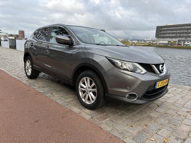 Nissan QASHQAI 1.2 Connect Edition 106.000 km navi/camera airco/ecc