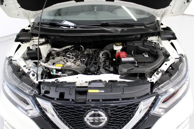 Nissan QASHQAI 1.3 DIG-T Tekna 160PK, AUTOMAAT | PANORAMADAK | VERWAMRDE RUIT/STOELEN | LED | LEER
