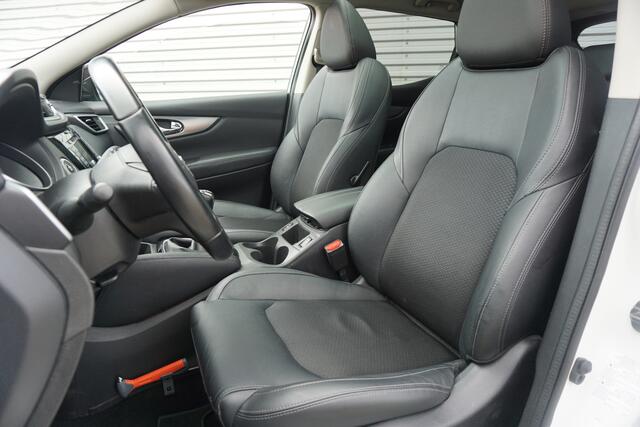 Nissan QASHQAI 1.3 DIG-T Tekna Climate / Cruise / Navi / Camera / Stoelverw. / Parkeers. / Pano / NAP