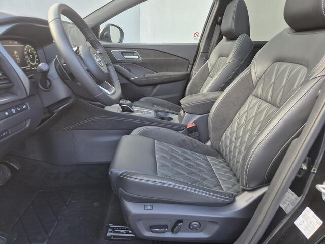 Nissan QASHQAI 1.3 MHEV Xtronic Tekna Plus / Nieuw Model / Facelift / HUD / Panoramadak / Stoel met massage functie / Trekgewicht 1800 kg / Elektrische achterklep / Rondomzicht camera / Stuur-, Stoel en Voorruit verwarming /