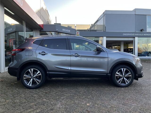 Nissan QASHQAI 1.6 N-Connecta Trekhaak, Panoramadak, 360 Caamera, Cruise