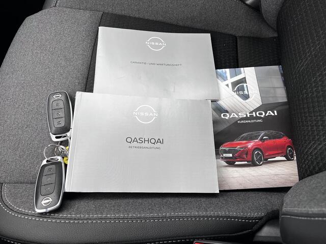 Nissan QASHQAI 1.3 MHEV Xtronic N-Connecta / Fabrieksgarantie tot 03-2028 / Facelift Nieuw Model / Cold Pack / HUD / Trekgewicht 1800 kg / Stuur-, Stoel en Voorruit verwarming / Elektrische achterklep / Camera 360° / Adaptief CC / Apple Carplay Android Auto /18" LM wie