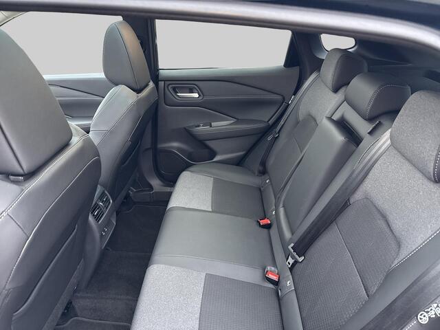 Nissan QASHQAI 1.3 MHEV Xtronic N-Connecta Cold Pack Glass Roof