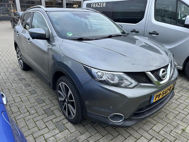 Nissan QASHQAI 1.2 TEKNA LEER / PANO / TREKHAAK / RIJKLAAR