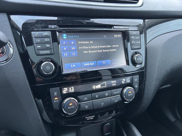 Nissan QASHQAI 1.2 TEKNA LEER / PANO / TREKHAAK / RIJKLAAR