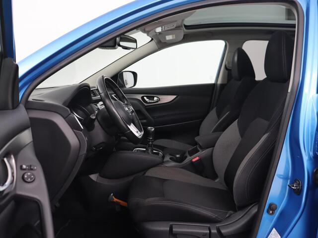 Nissan QASHQAI 1.2 N-Connecta | Panoramadak | Trekhaak | 360 Camera | Navigatie | Keyless | Climate control | Cruise control