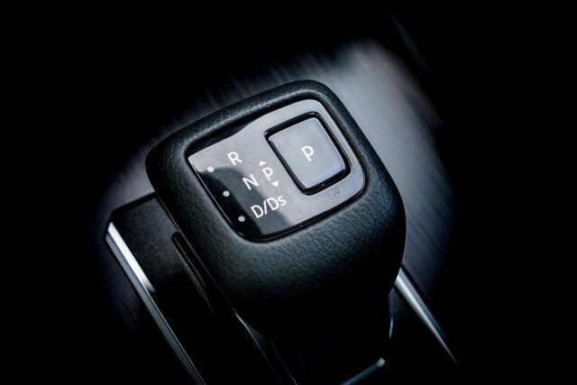 Nissan QASHQAI 1.3 MHEV 158 Pk Xtronic Premiere Edition | Panoramadak | Adapt. Cruise | Trekhaak | 360 camera | 18 inch LMV