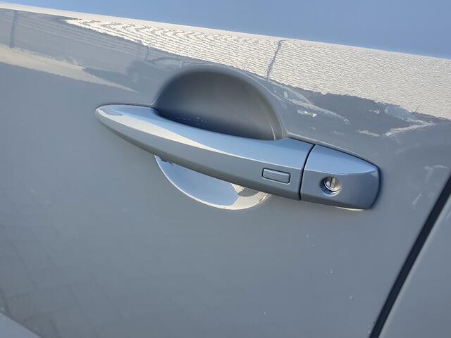 Nissan QASHQAI 1.3 MHEV X-Tronic CVT A/T N-Connecta Electrische achterklep, Stoelverwarming, Electrische verwarmde voorruit