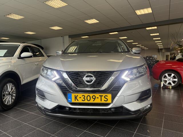 Nissan QASHQAI 1.3 DIG-T Bus. Ed.