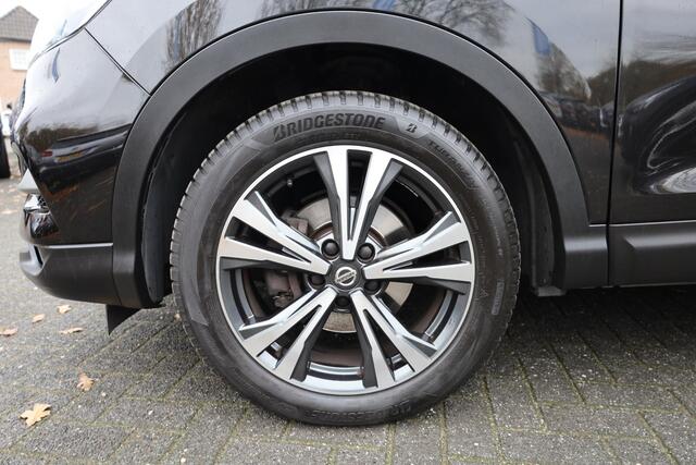 Nissan QASHQAI 1.2 N-Connecta PANO TREKHAAK-AFN. 360-CAMERA DAB ALL-SEASONS DEALER-OND. 2xPDC CRUISE NAVI CLIMA 18"LMV ENZ!