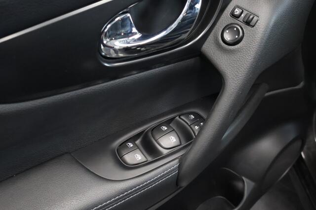 Nissan QASHQAI 1.3 DIG-T N-Tec Automaat | Panoramadak | Trekhaak