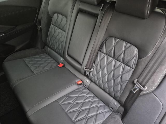 Nissan QASHQAI 1.3 MHEV Xtronic Tekna Plus Automaat / Fabrieksgarantie tot 03-2028 / Facelift / HUD / Panoramadak / Trekgewicht 1800 kg / Stuur-, Stoel en Voorruit verwarming / Rondomzicht camera / Bose Audio Systeem / Adaptief CC / Stoelen met massage functie /