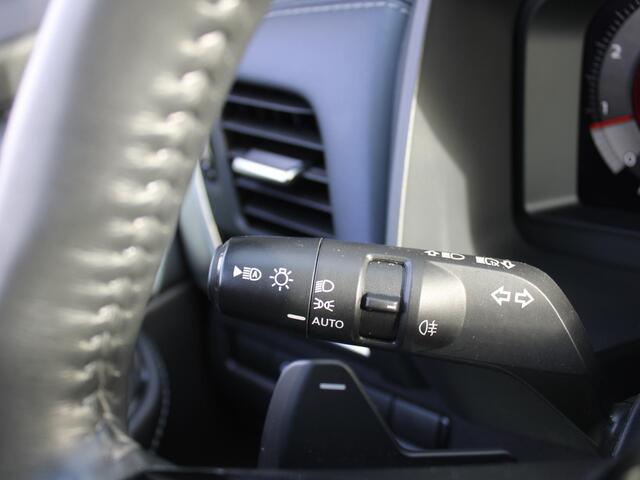 Nissan QASHQAI 1.3 MHEV Xtronic Tekna | Trekhaak | Stuur-/stoel-/voorruitverwarming | Camera 360 | Pano | HUD | Cruise adapt. | 19" LM |