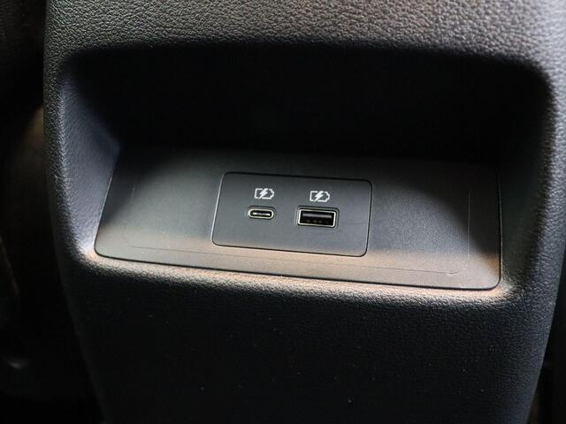 Nissan QASHQAI 1.3 MHEV Xtronic N-Style | Trekhaak | 1800KG Trekgewicht | Adaptieve Cruise Control | Parkeersensoren voor en achter met 360 graden Camera | Stoel, Stuur en Voorruitverwarming |