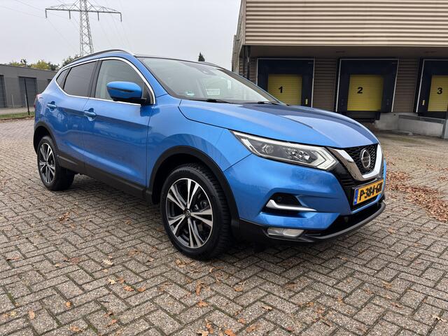 Nissan QASHQAI 1.3 DIG-T Tekna Automaat [ Panodak,navi,camera`s,leer,ecc,lmv,trekhaak ]