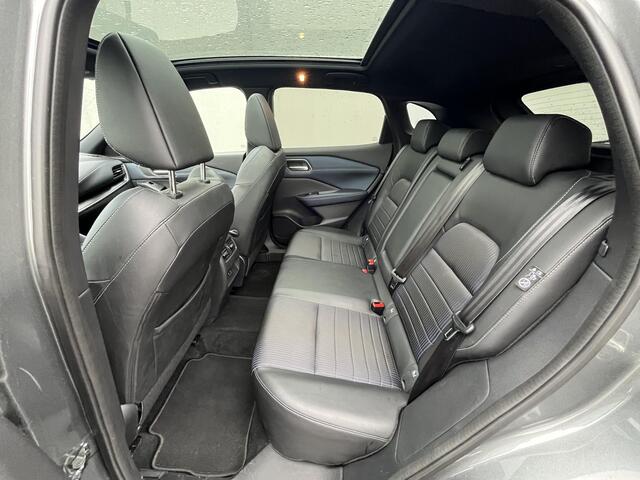 Nissan QASHQAI 1.3 MHEV Xtronic Tekna / all seasons / Vaste Trekhaak 13-polig (Trekgewicht 1.800kg) / Panoramadak / 360° Camera / HUD / Adaptieve Cruise Control / Apple Carplay & Android Auto / Navigatie full map / Keyless Entry & Start / Climate Control