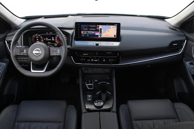 Nissan X-TRAIL 1.5 e-4orce Tekna Plus 4WD 7p. /** ¤13.000,- Nissan Voorraadvoordeel! ** / Nieuw uit Voorraad Leverbaar / 1800 KG Trekgewicht / Navigatie + Apple Carplay/Android Auto / Lederen Bekleding /