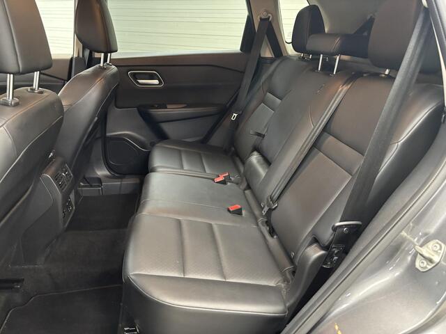 Nissan X-TRAIL 1.5 e-4orce Tekna 4WD 7p. AUTOMAAT / trekhaak / Voorstoelen + stuurwiel verwarmd / Rondomzichtcamera / Parkeersensoren voor + achter / Lichtmetalen velgen 19" / Keyless / Apple Car Play & Android Auto