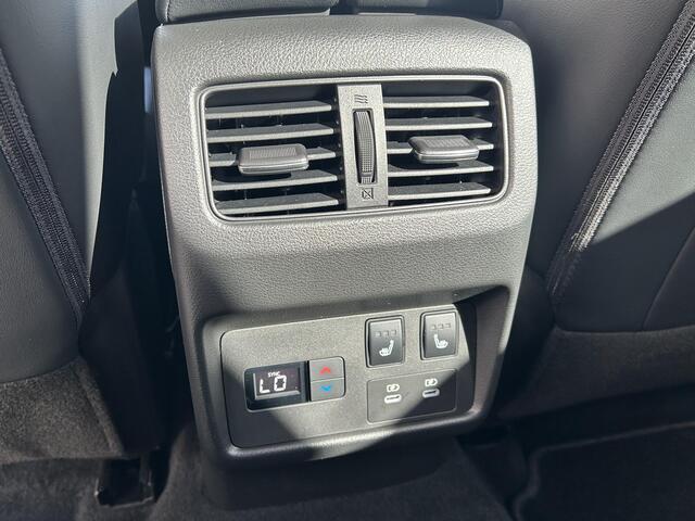 Nissan X-TRAIL 1.5 e-4orce Tekna 4WD / Apple Carplay / Android auto / All season banden / Head-up Display / Elektrisch verstelbare stoelen met geheugen / Elektrische kofferbak /