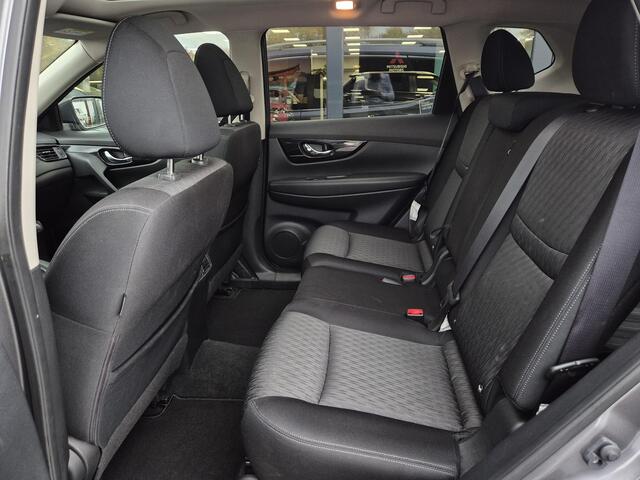 Nissan X-TRAIL 1.3 DIG-T N-Connecta | Trekhaak | Panoramadak |