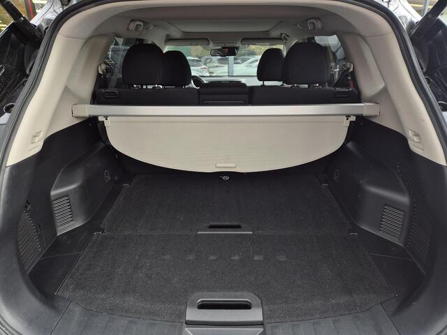 Nissan X-TRAIL 1.3 DIG-T N-Connecta | Trekhaak | Panoramadak |