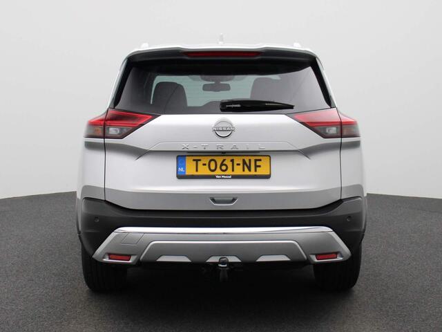 Nissan X-TRAIL 1.5 e-4orce Tekna 4WD 7 Persoons. 214PK | Afneembare Trekhaak | Glazen Schuif-Kanteldak | Stoel- & Stuurwielverwarming | 360-graden Camera | ProPilot | Achterbank Verwarmd | Lederen Bekleding | Memory Seats | Elektrische Achterklep