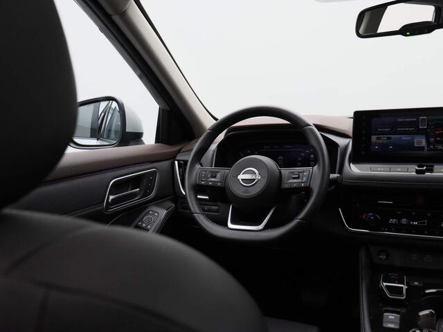 Nissan X-TRAIL 1.5 e-4orce Tekna 4WD 7 Persoons. 214PK | Afneembare Trekhaak | Glazen Schuif-Kanteldak | Stoel- & Stuurwielverwarming | 360-graden Camera | ProPilot | Achterbank Verwarmd | Lederen Bekleding | Memory Seats | Elektrische Achterklep