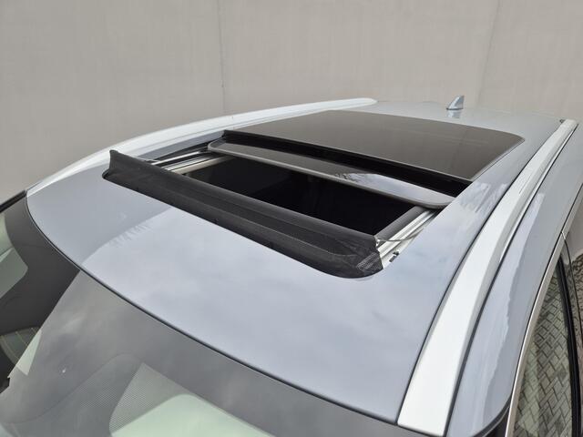 Nissan X-TRAIL 1.5 e-Power Tekna Automaat / HUD / Glazen schuif- en kanteldak / Elektrische achterklep / Stuur-, Stoel en Achterbank verwarming / Rondomzicht camera / Adaptief CC / Apple Carplay Android Auto / Voorruit verwarming /