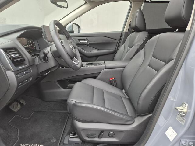 Nissan X-TRAIL 1.5 e-Power Tekna Automaat / HUD / Glazen schuif- en kanteldak / Elektrische achterklep / Stuur-, Stoel en Achterbank verwarming / Rondomzicht camera / Adaptief CC / Apple Carplay Android Auto / Voorruit verwarming /
