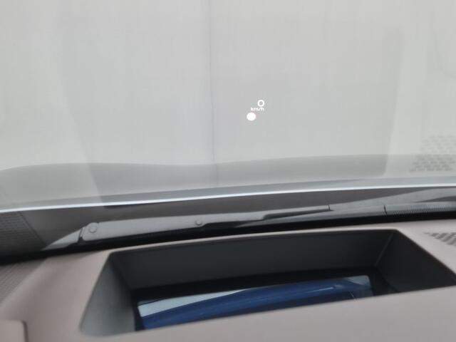 Nissan X-TRAIL 1.5 e-4orce Tekna 4WD Automaat / Fabrieksgarantie tot 06-2027 / Dealer onderhouden / Allseason banden / Trekgewicht 1800 kg / HUD / Elektrische achterklep / Stuur-, Stoel en Achterbank verwarming / Adaptief CC / Voorruit verwarming /