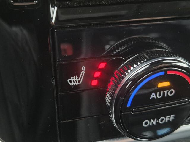 Nissan X-TRAIL 1.5 e-4orce Tekna 4WD Automaat / Fabrieksgarantie tot 06-2027 / Dealer onderhouden / Allseason banden / Trekgewicht 1800 kg / HUD / Elektrische achterklep / Stuur-, Stoel en Achterbank verwarming / Adaptief CC / Voorruit verwarming /