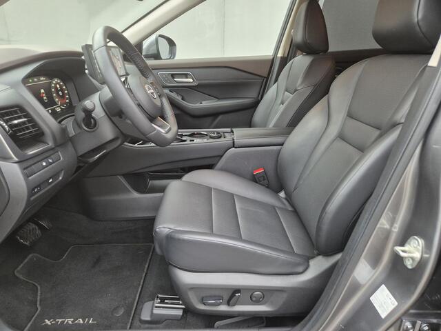 Nissan X-TRAIL 1.5 e-4orce Tekna 4WD Automaat / Fabrieksgarantie tot 06-2027 / Dealer onderhouden / Allseason banden / Trekgewicht 1800 kg / HUD / Elektrische achterklep / Stuur-, Stoel en Achterbank verwarming / Adaptief CC / Voorruit verwarming /