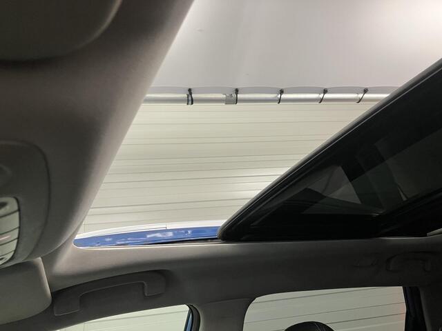 Nissan X-TRAIL 1.6 DIG-T Tekna / Lederen Bekleding / Trekhaak 1800 KG / Stoelverwarming Voor + Achter / Elektrisch Schuif/Kanteldak / Bose Audio / Stuurverwarming / Elektrische Stoelverstelling / Navigatie / 360 Graden Camera /