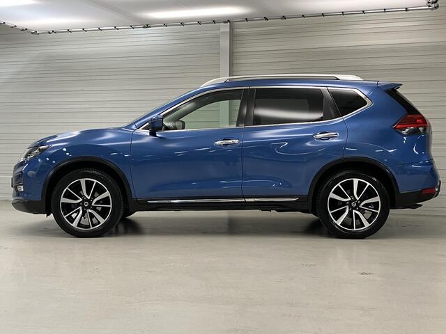 Nissan X-TRAIL 1.6 DIG-T Tekna / Lederen Bekleding / Trekhaak 1800 KG / Stoelverwarming Voor + Achter / Elektrisch Schuif/Kanteldak / Bose Audio / Stuurverwarming / Elektrische Stoelverstelling / Navigatie / 360 Graden Camera /