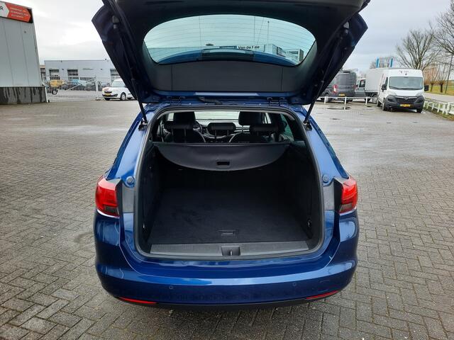 Opel ASTRA 1.2 Design & Tech