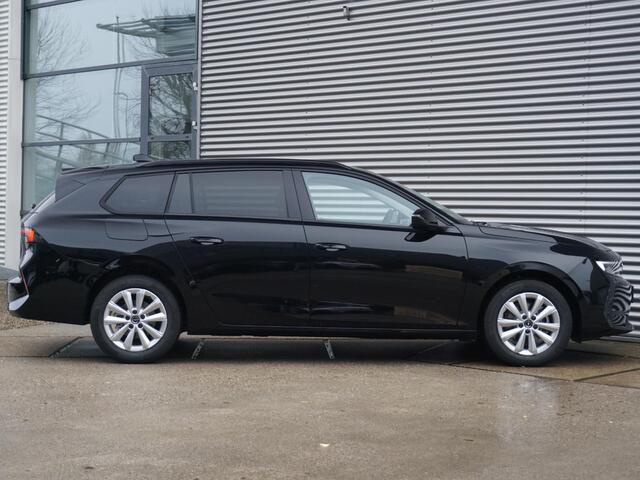 Opel ASTRA Sports Tourer 1.2 Turbo Business Edition