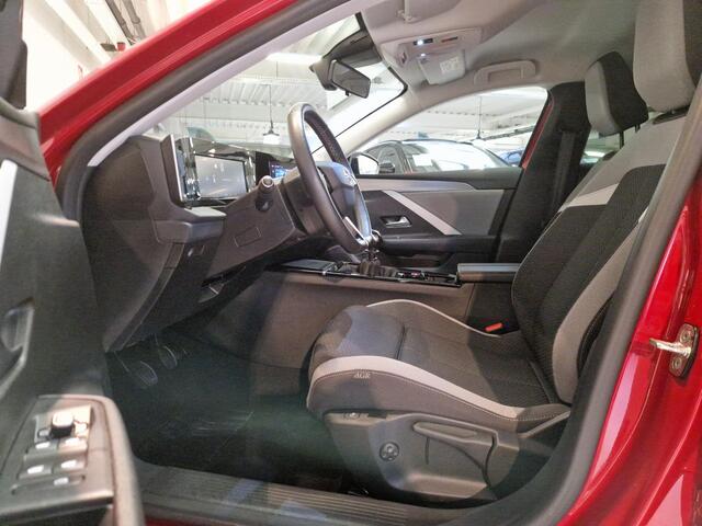 Opel ASTRA 1.2 Level 3 Stoelverwarming| Stuurwielverwarming | Achteruitrijcamera | Apple Carplay/Android Auto