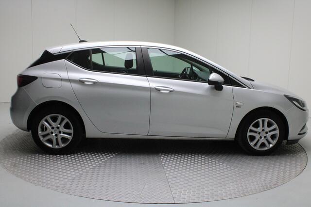 Opel ASTRA 1.6 CDTI 120 Jaar Edition | airco | navigatie | pdc achter | carplay | cruise control | bluetooth radio