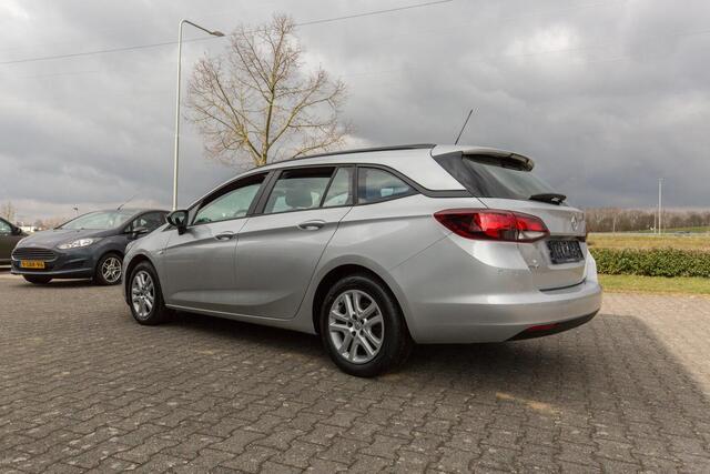 Opel ASTRA Sports Tourer 1.2 Edition
